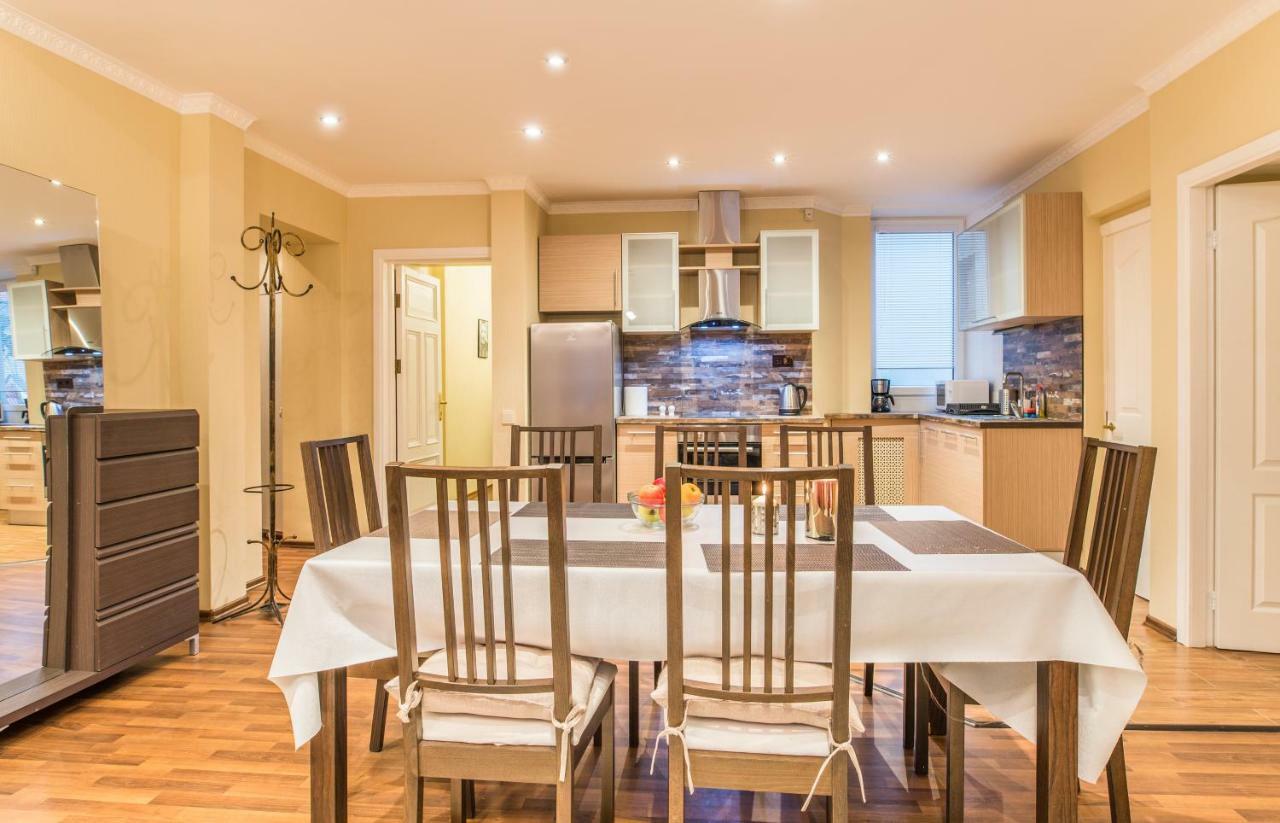Charming Spacious 3 Bedroom In Old Town Riga Extérieur photo